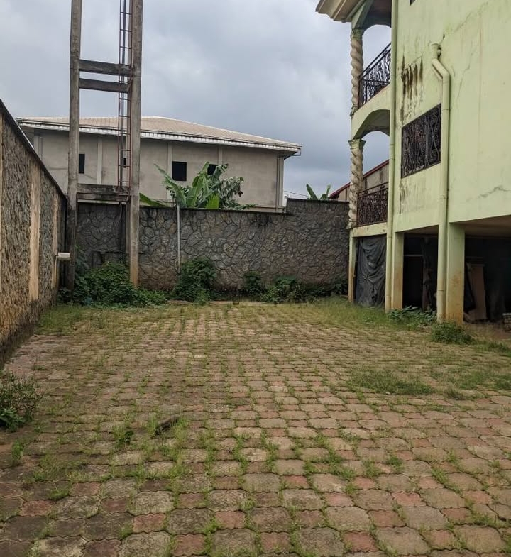 3 Storey Building Mendong Yaounde For Sale